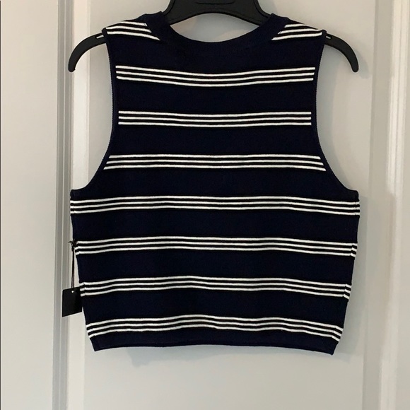 NAVY STRIPED KNIT CROP TOP - Picture 2 of 5